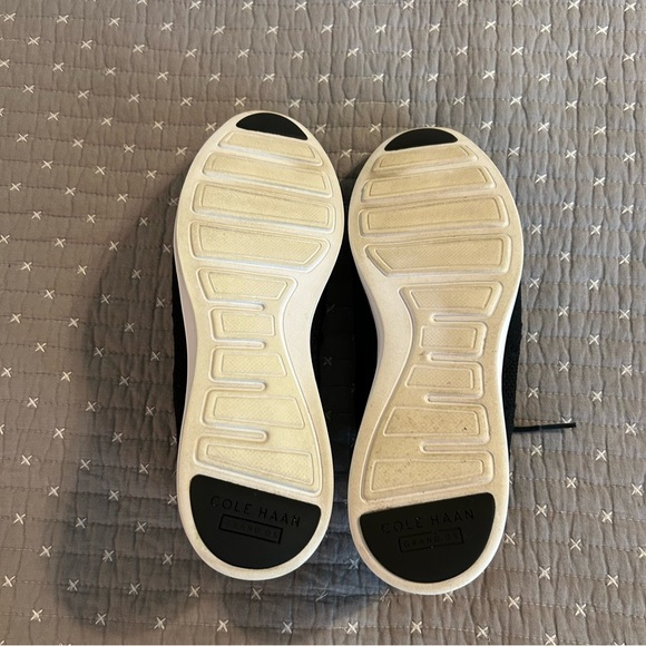 Cole Haan Women’s OriginalGrand Black Sneakers with White Sole Sz 8.5 - Picture 7 of 9